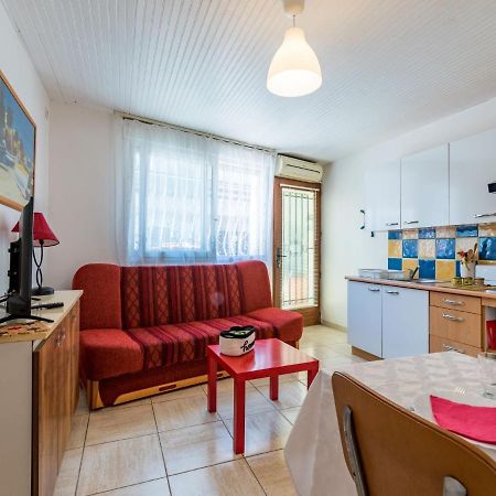 Studio Le Grec By Interhome Льо Гро-дю-Роа Екстериор снимка